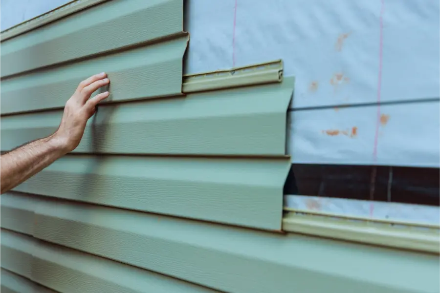 Signs Your Home Needs Siding Replacement and Installation in Oxford, CT Signs Your Home Needs Siding Replacement and Installation in Oxford, CT